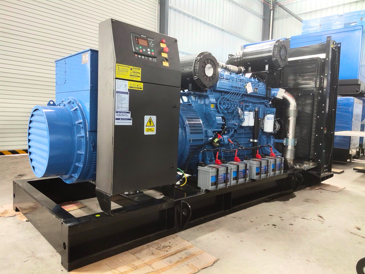 Máy phát điện trần