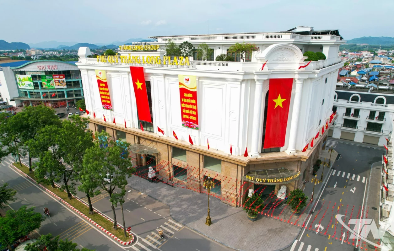 Trung tâm thương mại Phú quý thăng long